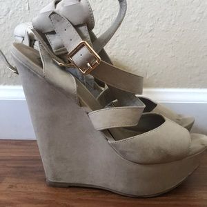 Steve Madden platform heels